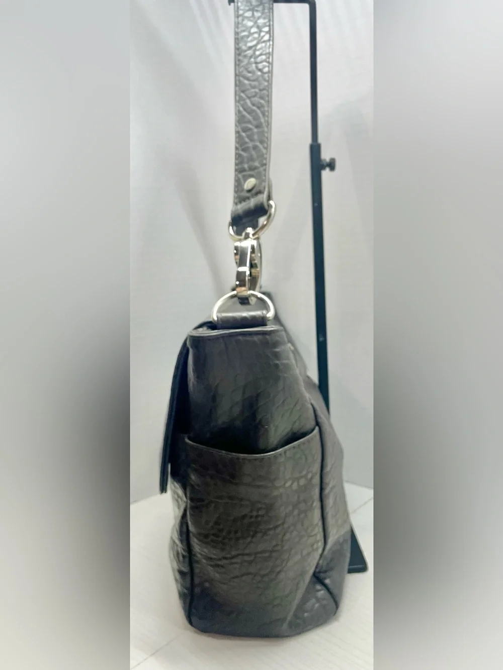 Thirty-One Jewel Shoulder Bag Gray Pebbled Faux Leather Silver Hardware